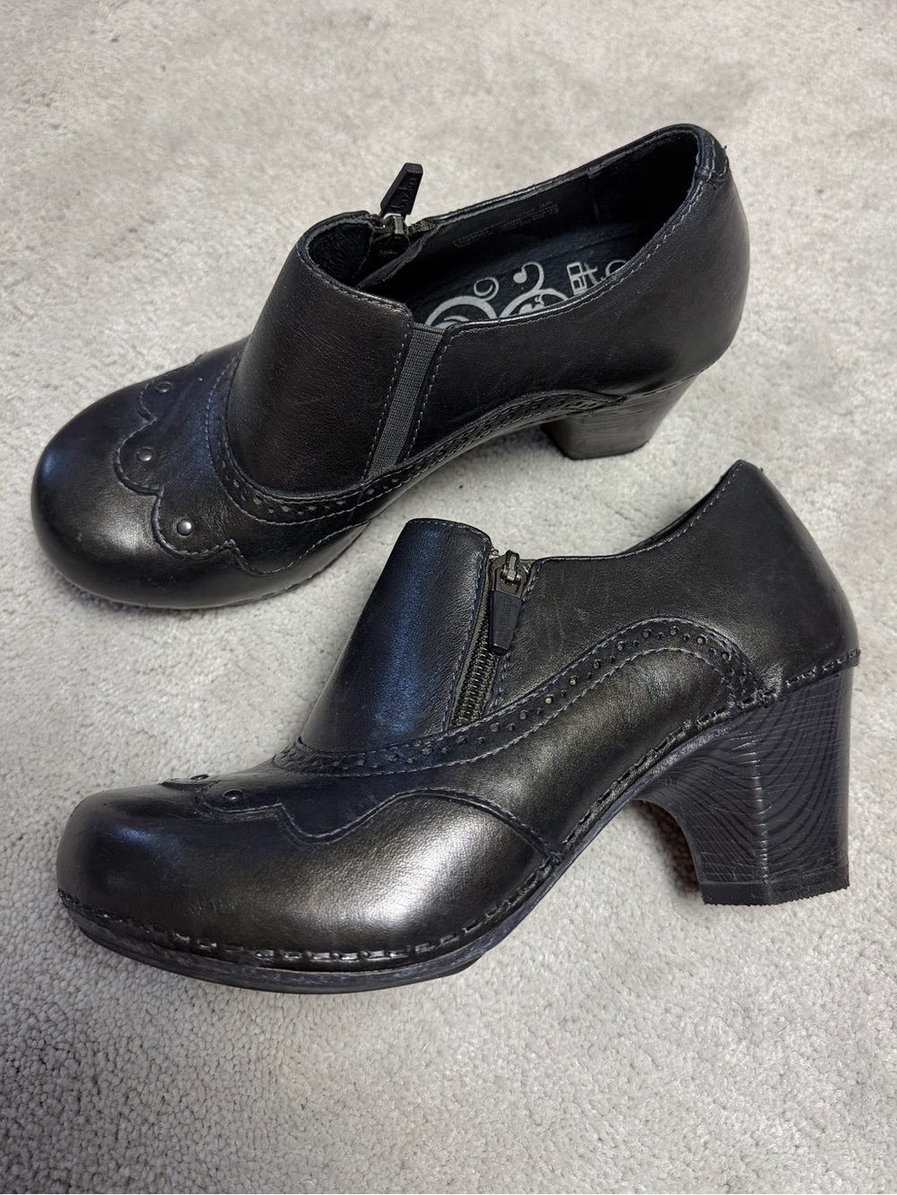 DANSKO NANCY CLOG HEELED BOOTIE ZIP BOOT PROFESSIONAL SHOE LEATHER STUDDED 36 - Picture 3 of 8